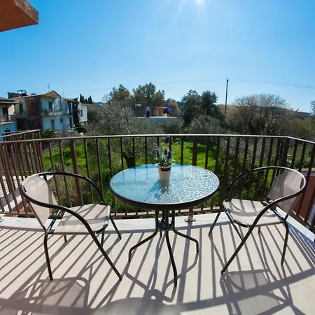Apartment Costas *