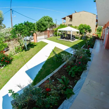 Costas Apartment