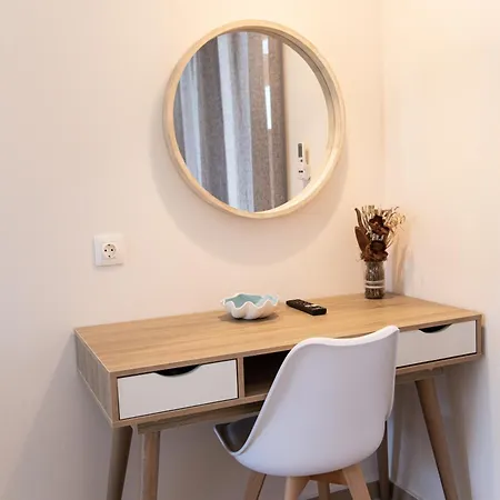 Costas Apartment *