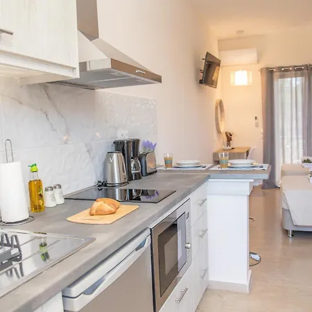 Apartment Costas *