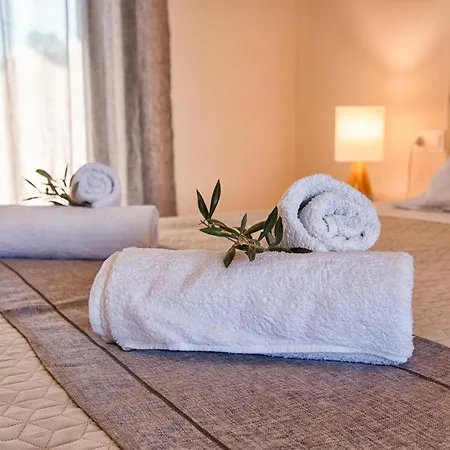 Apartament Costas Mesongí