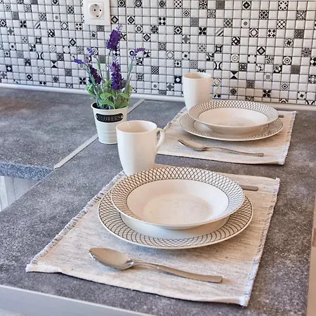 Apartament Costas *