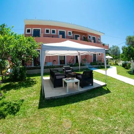Costas Μεσογγή