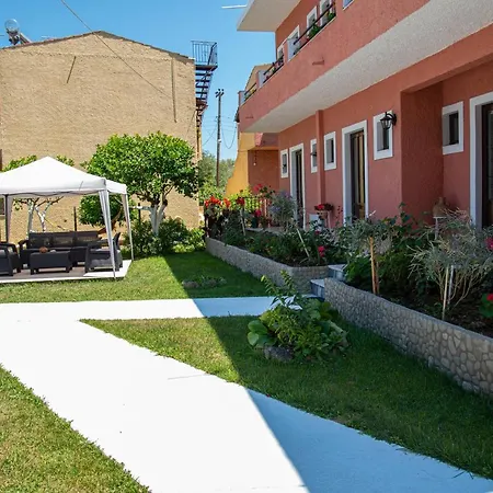 Διαμέρισμα Costas