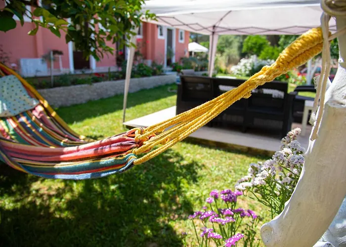Costas Apartament *