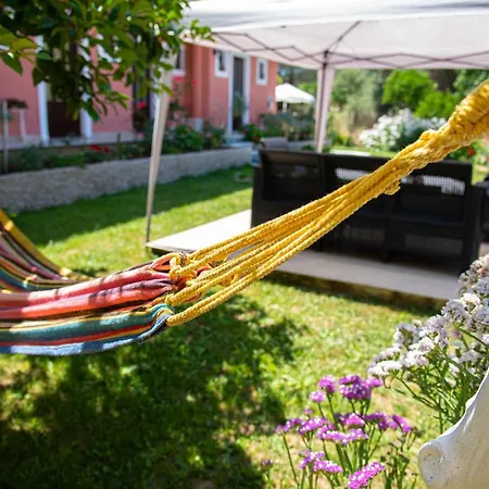 Costas Appartement *